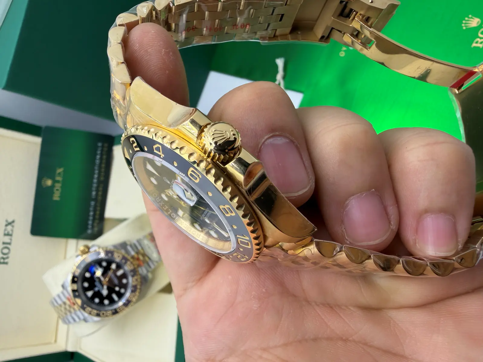 Rolex GMT Master II FULL GOLD