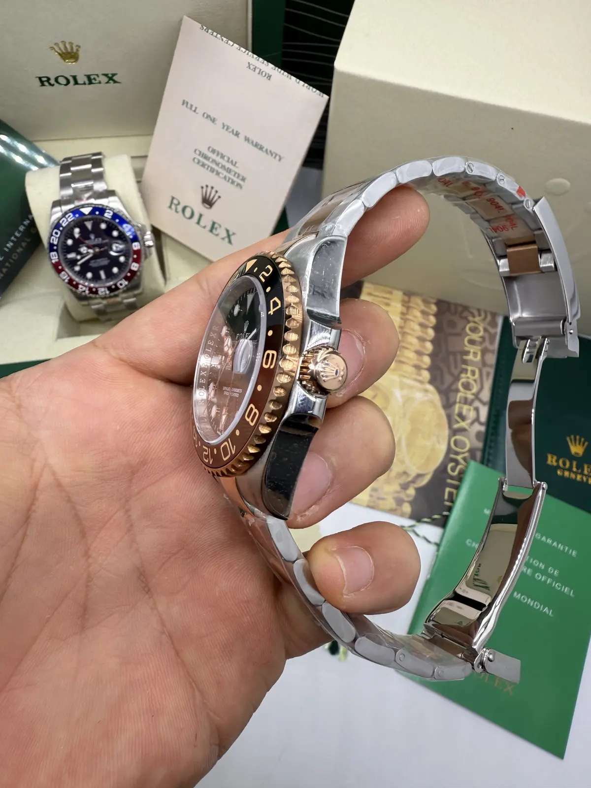 Rolex GMT master II “Rootbeer”