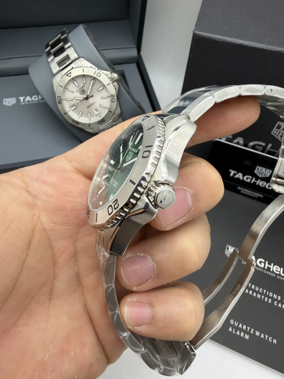 Tag Heuer Aquaracer Solargrafh Dial Verde