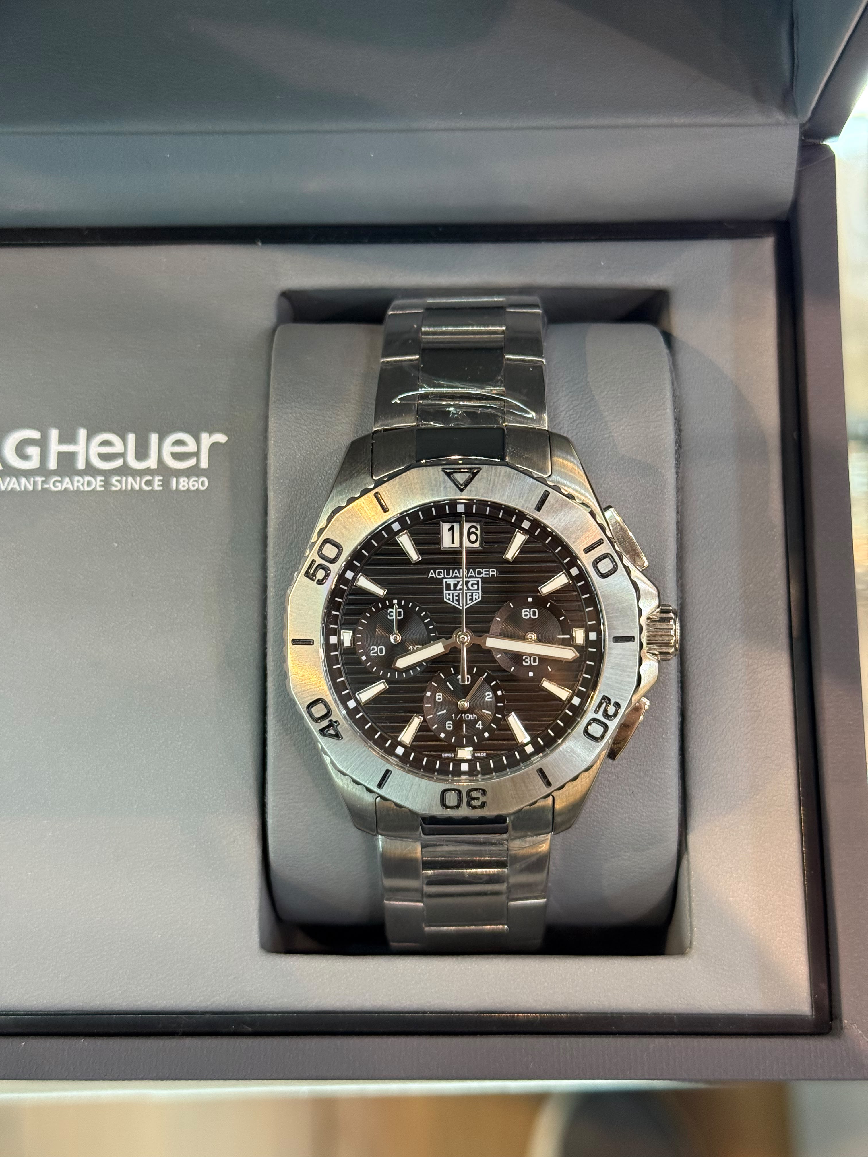 Tag Heuer Aquaracer chronograph dial preto