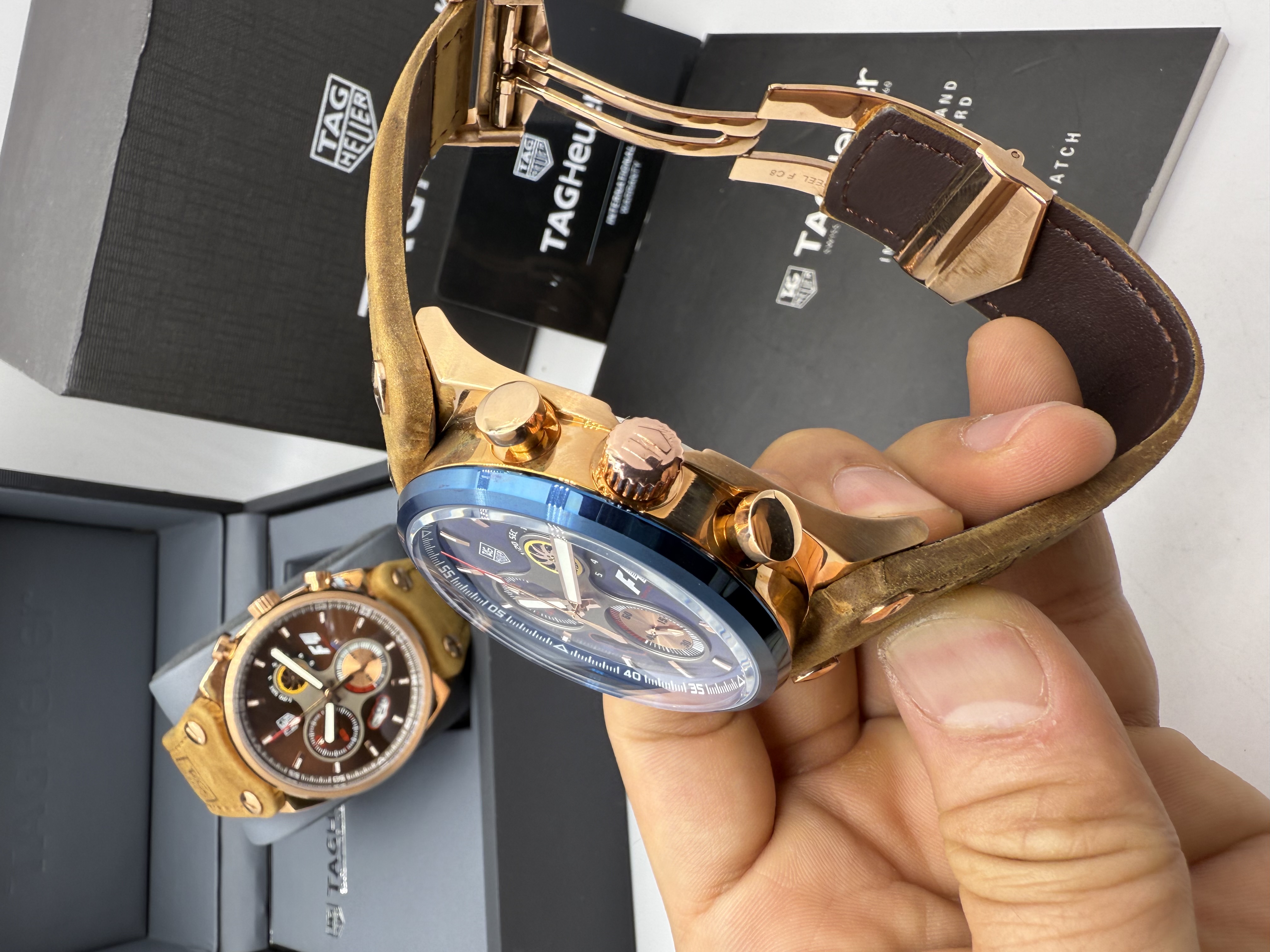 Tag Heuer Formula 1 Rosê Dial Azul Couro Nobuck