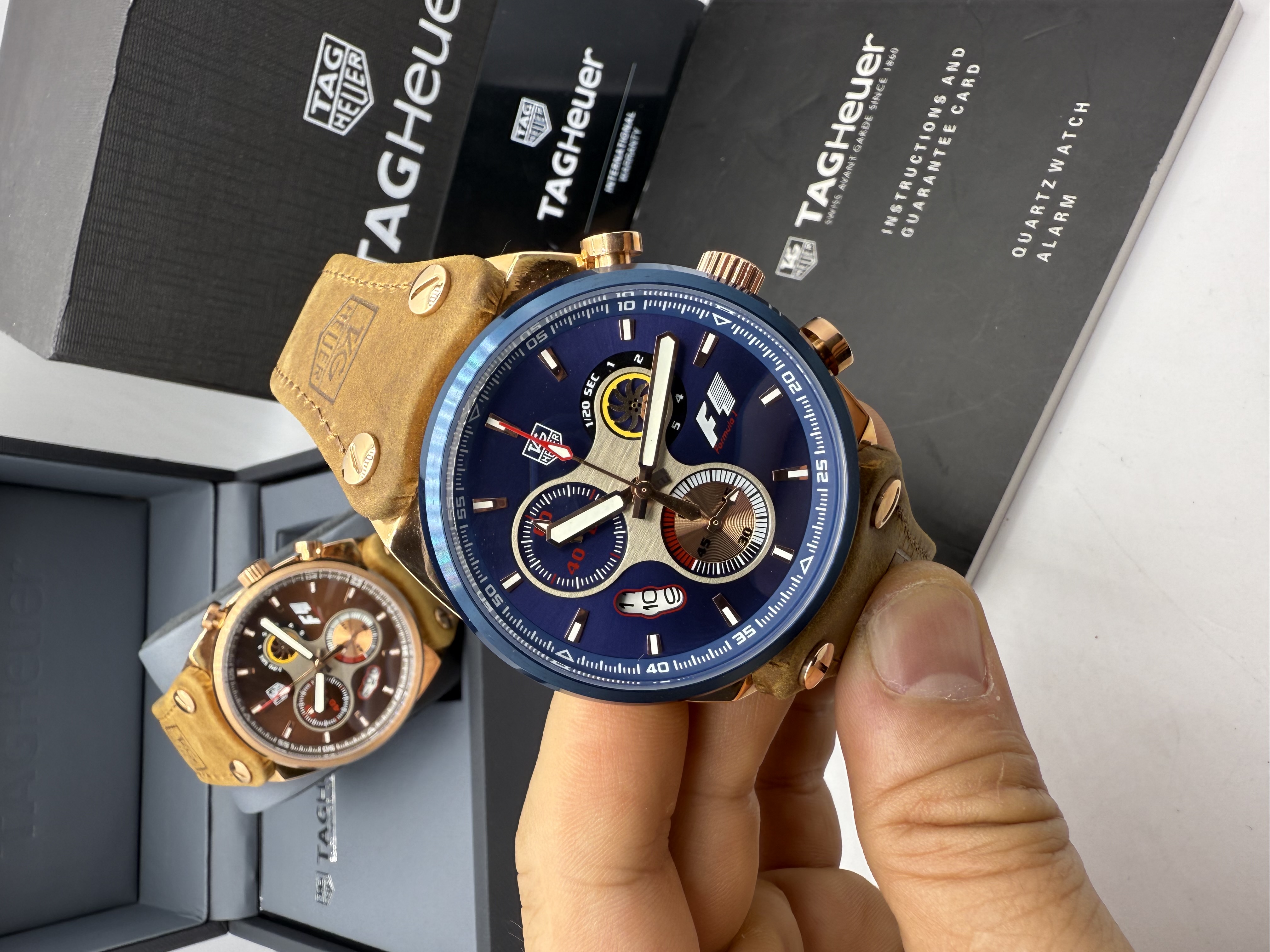 Tag Heuer Formula 1 Rosê Dial Azul Couro Nobuck