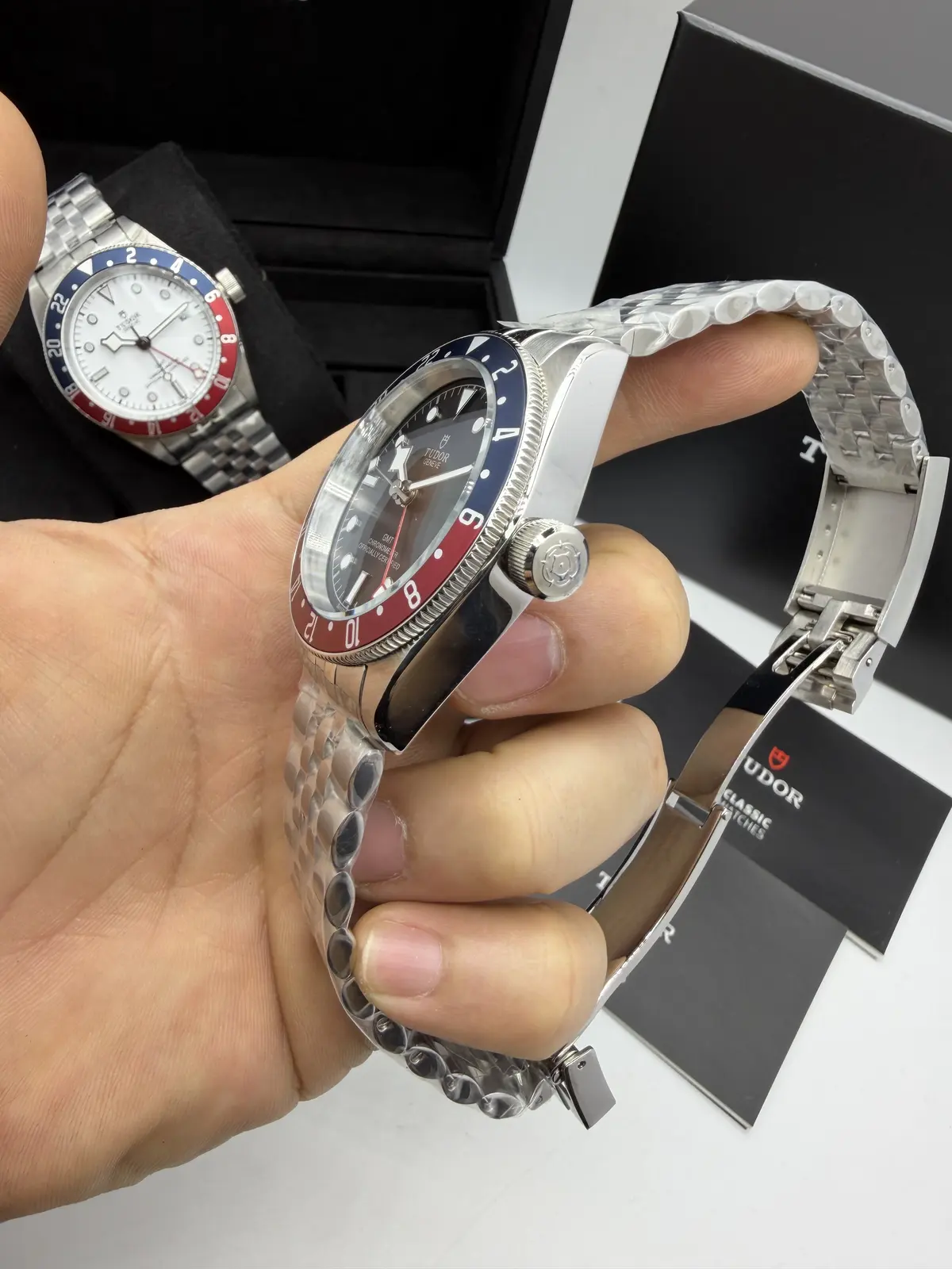 Tudor Black Bay Gmt Pepdi Dial preto
