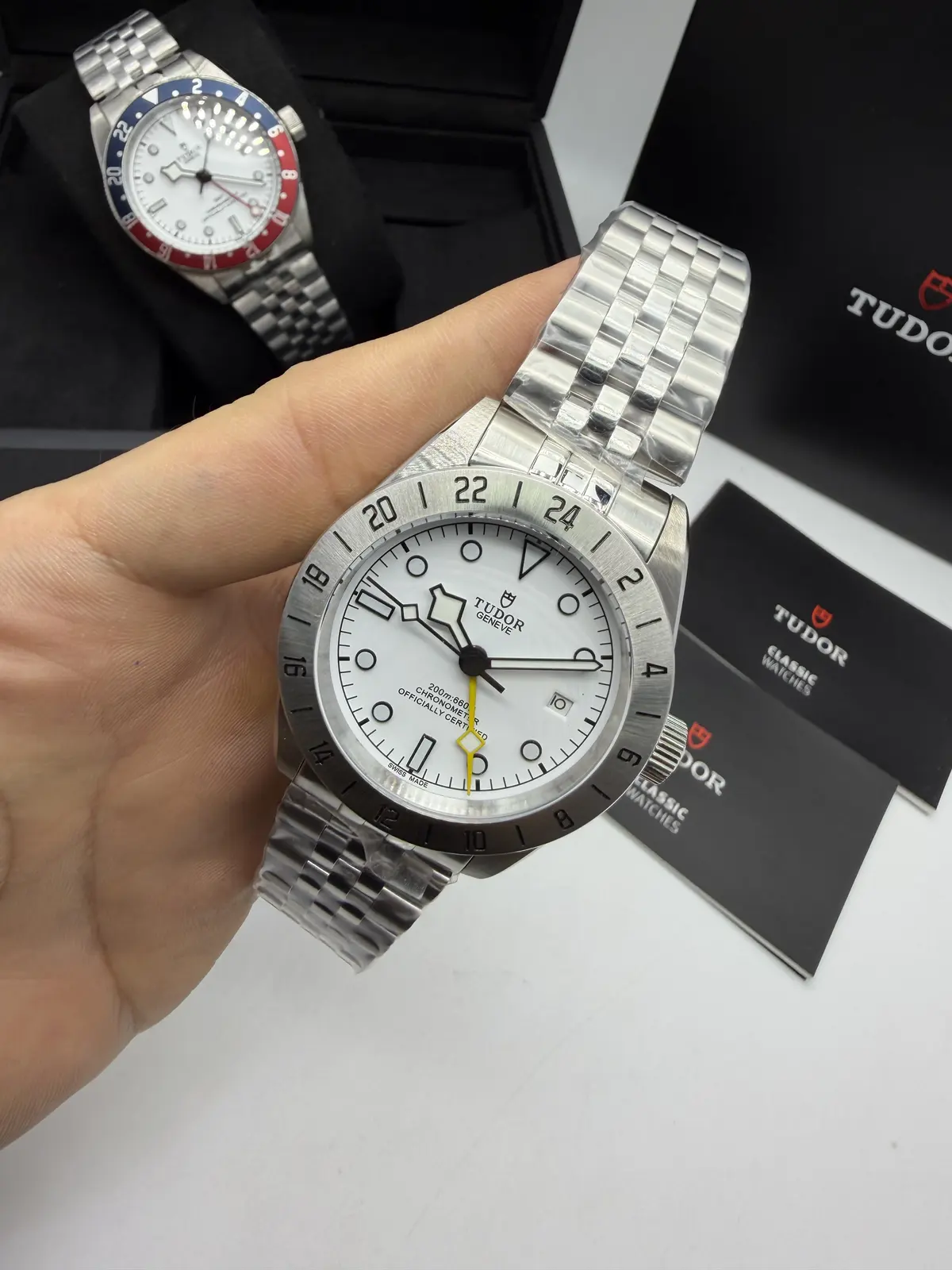 Tudor Black Bay PRO Dial branco