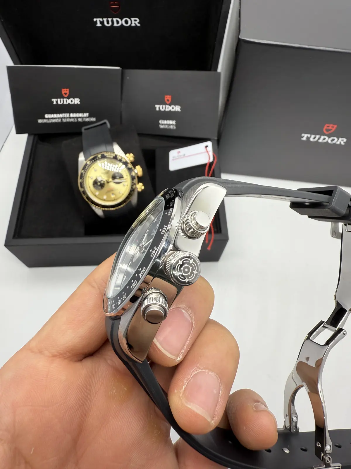 Tudor Chrono Borracha Dial preto