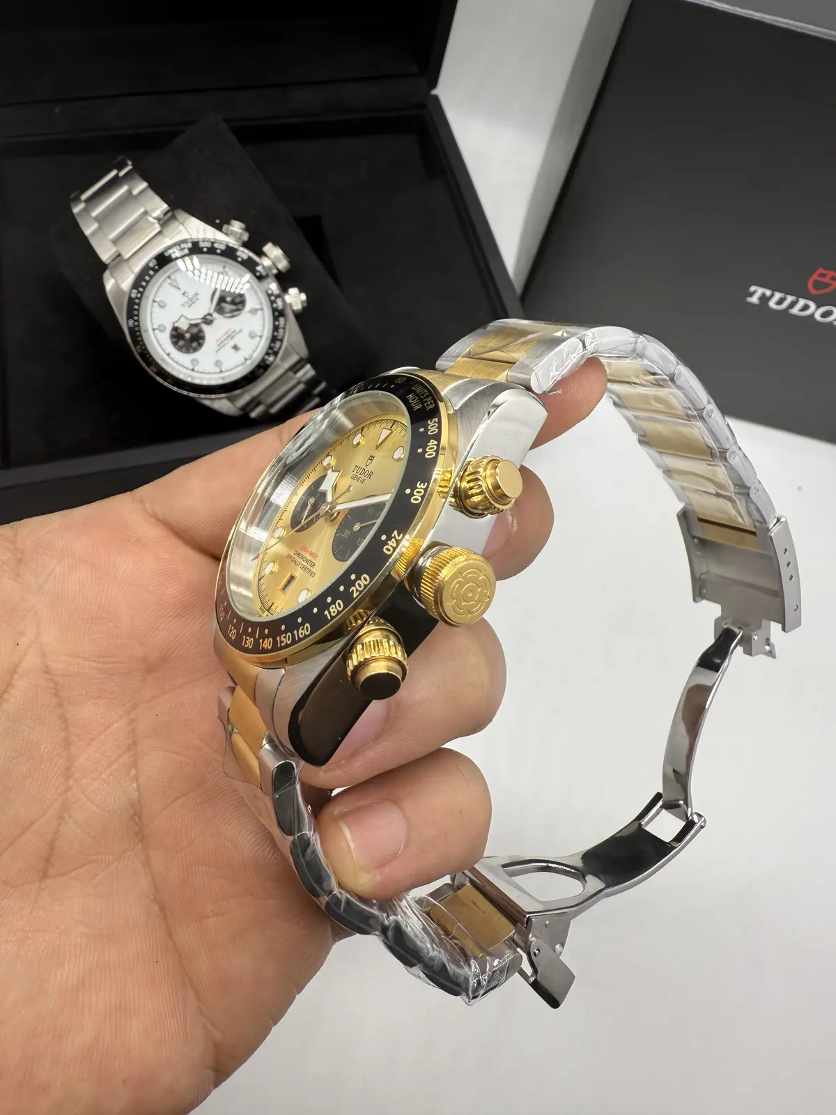 Tudor Chrono  Dial Dourado misto Aço