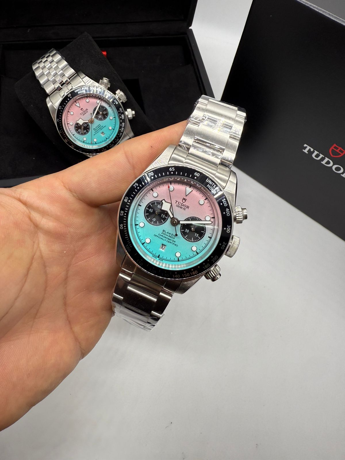 Tudor Linha Clone 019