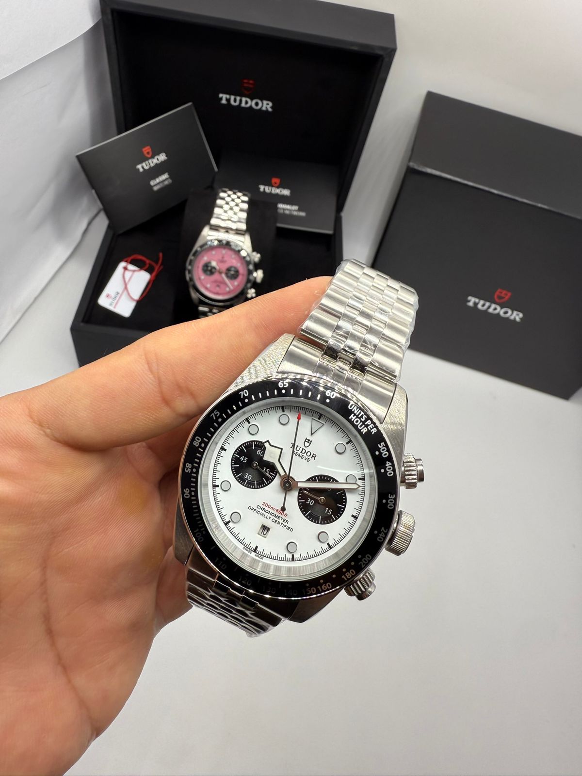 Tudor Linha Clone 021